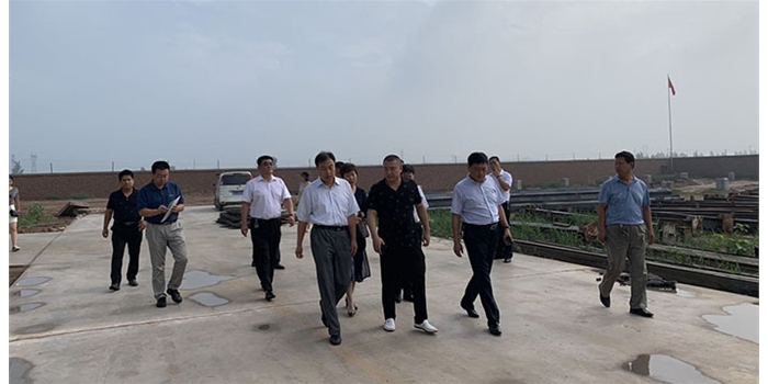 农业部时以群司长到我公司参观 (2)