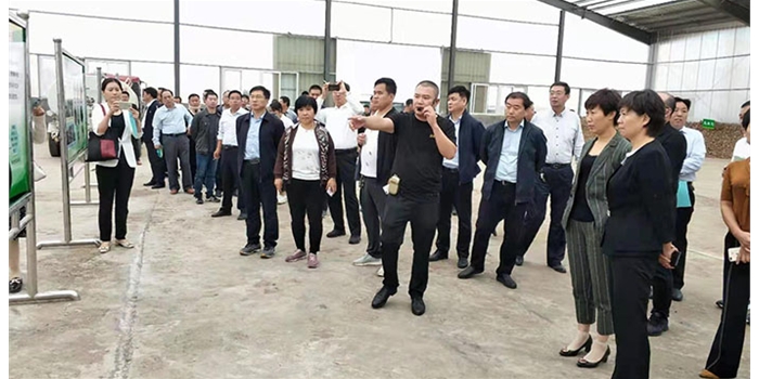 农业农村局长到我公司参观指导 (4)